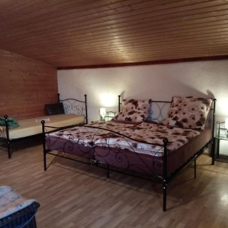 אפינגן Doppelzimmer מראה חיצוני תמונה