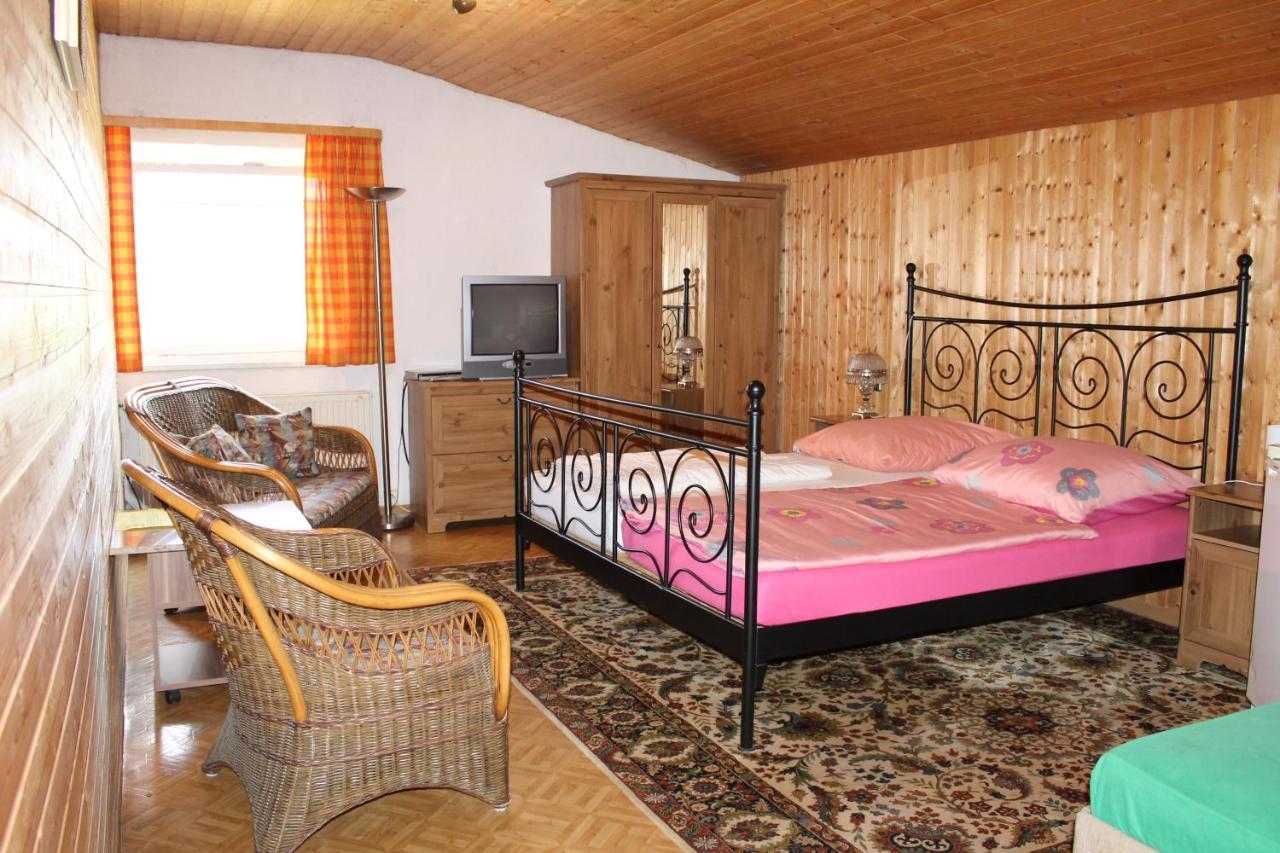 אפינגן Doppelzimmer מראה חיצוני תמונה